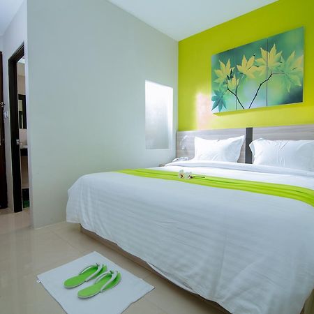 Fresh Hotel Sukabumi Bagian luar foto