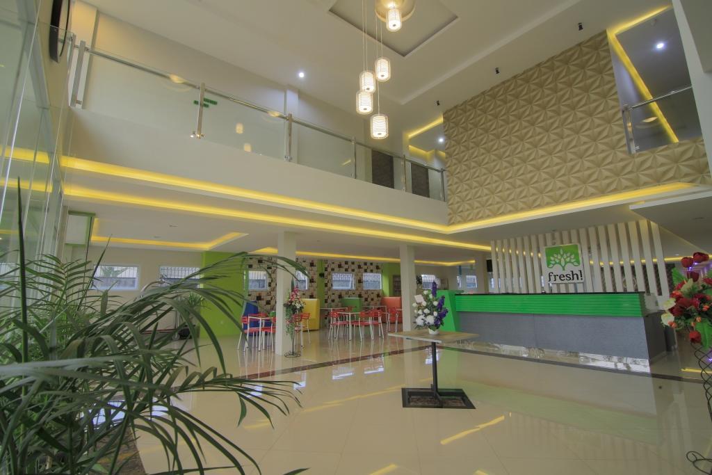 Fresh Hotel Sukabumi Bagian luar foto