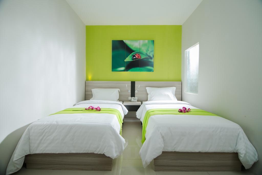 Fresh Hotel Sukabumi Bagian luar foto