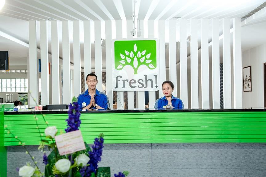 Fresh Hotel Sukabumi Bagian luar foto
